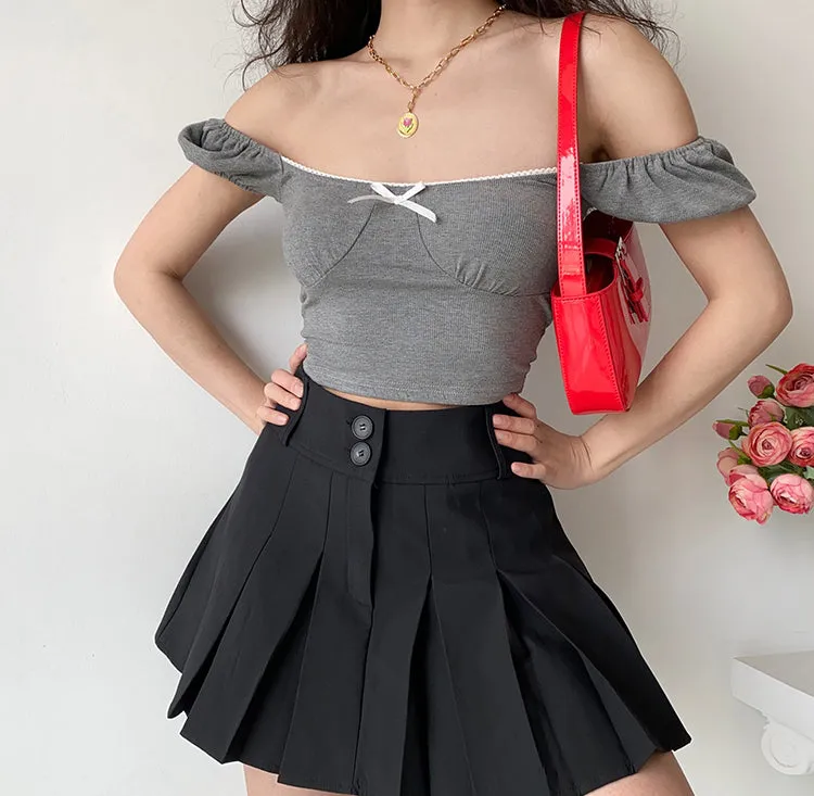 Campus Drama Button Pleated Skirt