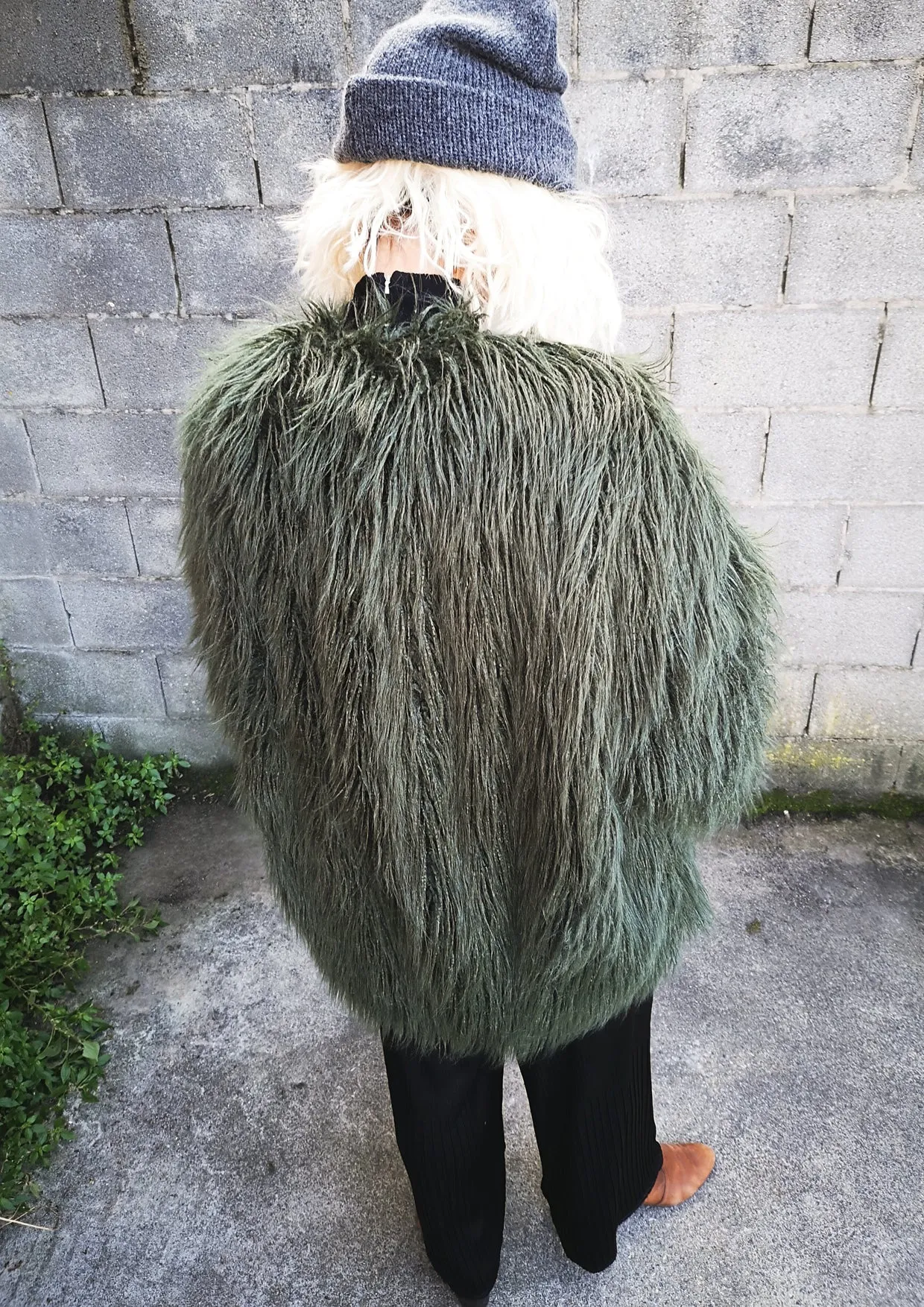 PILOT JACKET - FAUX FUR SHAGGY dark green / FUR LINING black